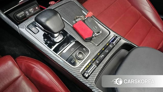 Kia Stinger id 3942978 из Кореи 19