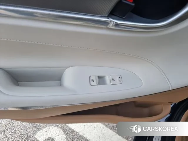 Hyundai The New Grandeur IG Hybrid id 3340963 из Кореи 19