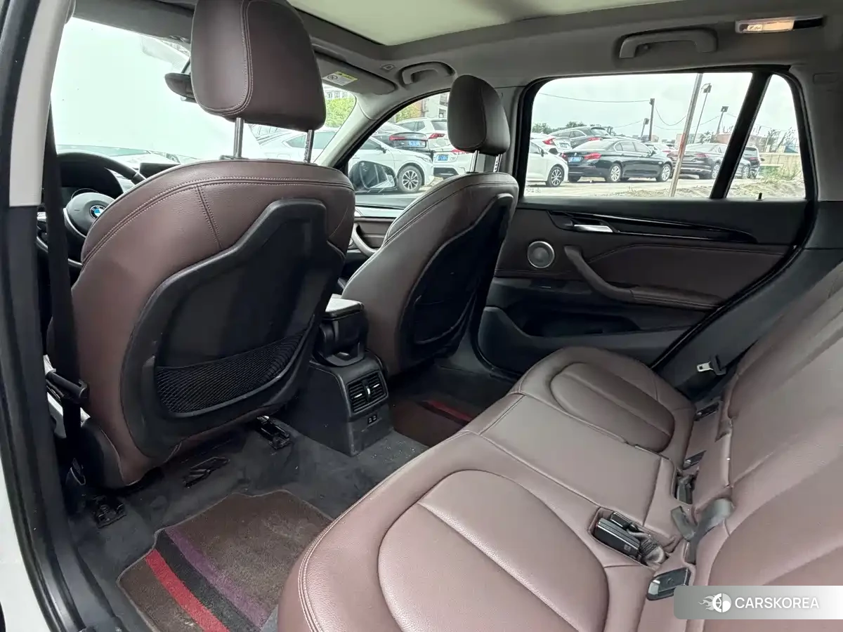 BMW X1 id 4606900 из Китая 13