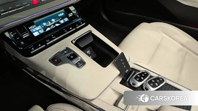 Hyundai The New Grandeur IG Hybrid id 3597699 из Кореи 19