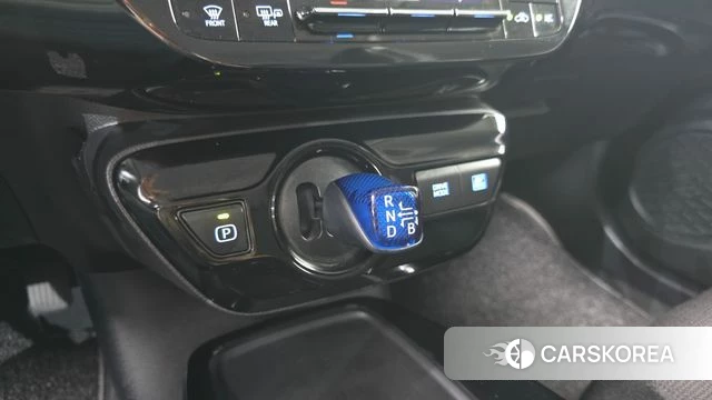 Toyota Prius 4th Generation id 4508189 из Кореи 28