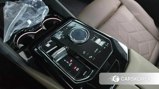 BMW 5 Series (G60) id 4480040 из Кореи 35