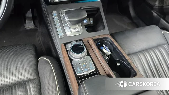 Genesis G90 id 3736989 из Кореи 19