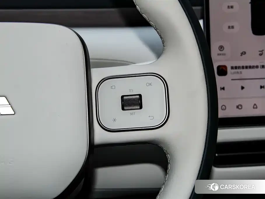 Ideal car Ideal L9 id 4539380 из Китая 39