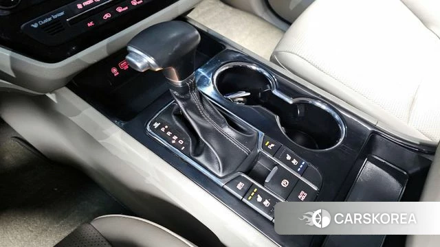 Kia The New Carnival id 3861712 из Кореи 19