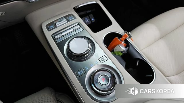 Genesis GV70 id 3897325 из Кореи 19