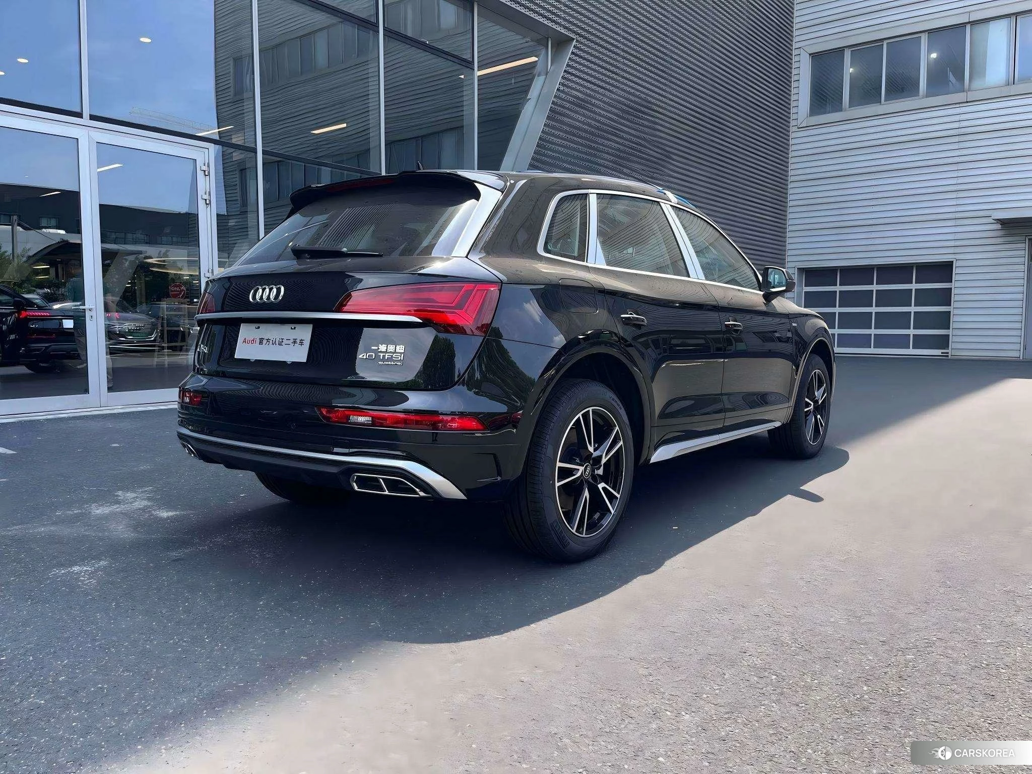 Audi Q5L id 4512412 из Китая 8