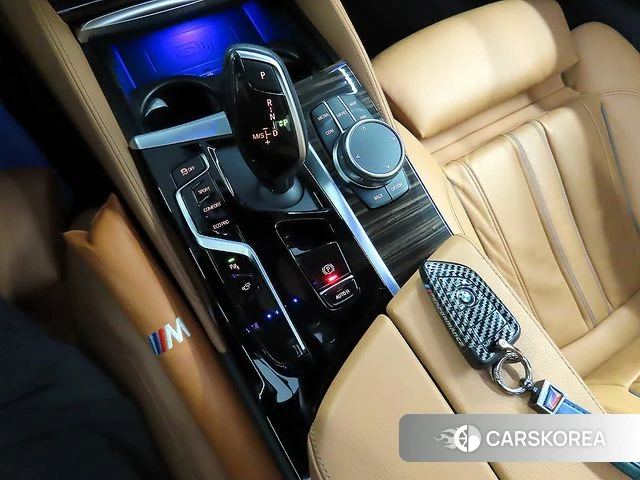 BMW 5 Series (G30) id 4625055 из Кореи 19
