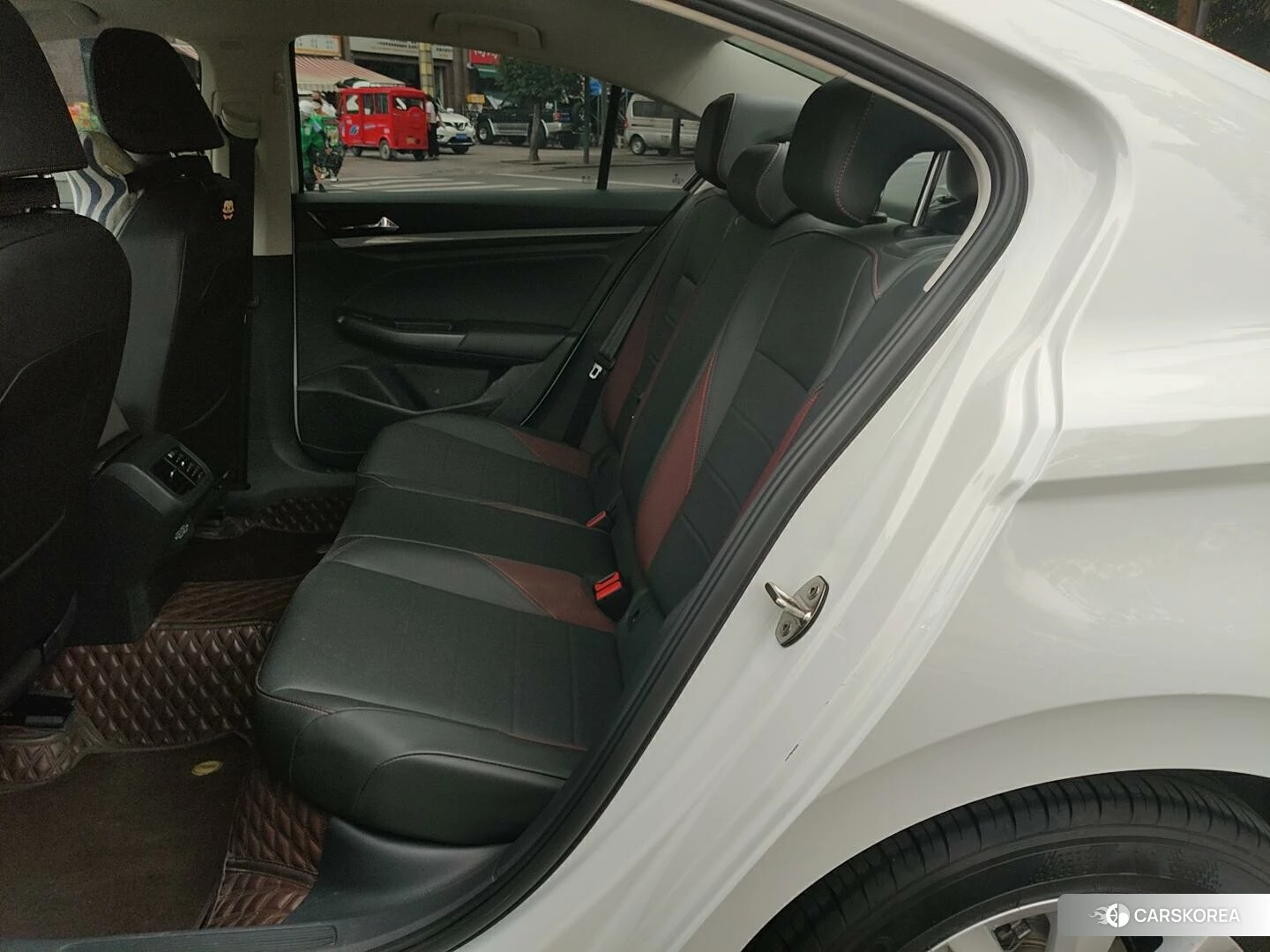 Volkswagen Bora id 4498879 из Китая 20