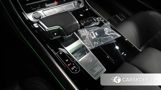 Audi A8 (D5) id 3806076 из Кореи 19