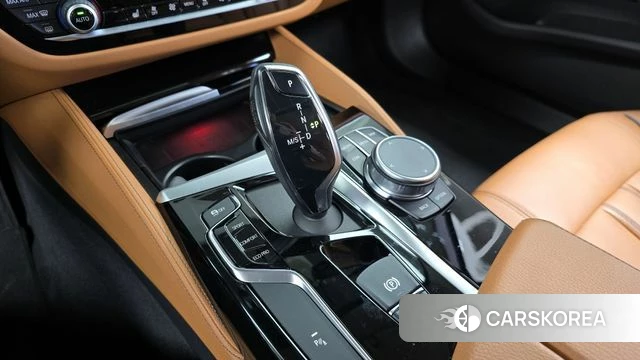 BMW 5 Series (G30) id 4203448 из Кореи 30