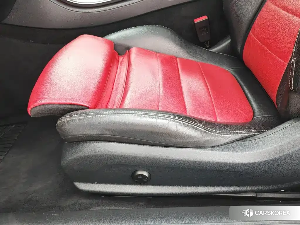 Mercedes-Benz E-Class id 4628321 из Китая 23