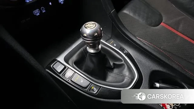 Hyundai Veloster (JS) id 3616974 из Кореи 19