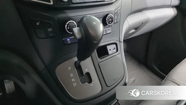 Hyundai The New Grand Starex id 3171462 из Кореи 19