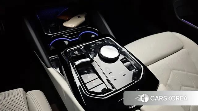 BMW 5 Series (G60) id 3517414 из Кореи 19