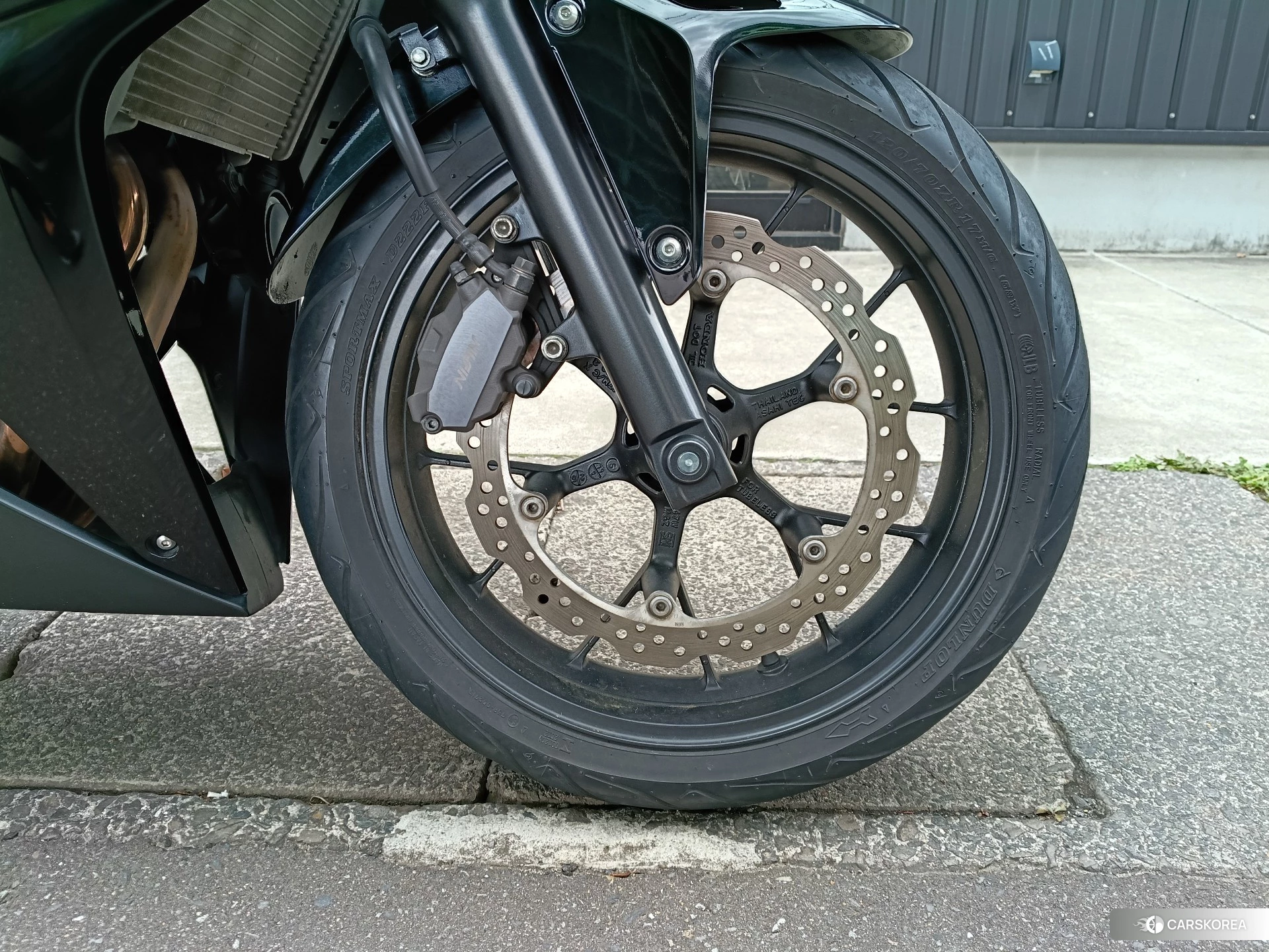 Honda CBR400R id 3948004 из Японии 30