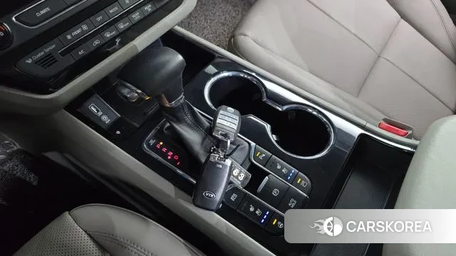 Kia The New Carnival id 3692667 из Кореи 19