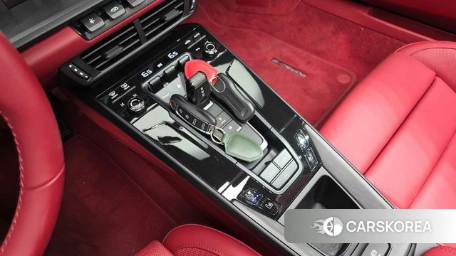 Porsche 911(992) id 4462356 из Кореи 19