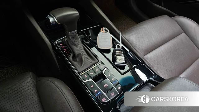Kia Come New K7 id 4703366 из Кореи 33