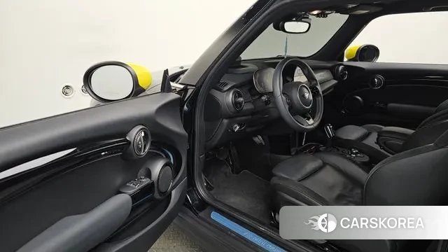 Mini Cooper Electric id 3545298 из Кореи 19