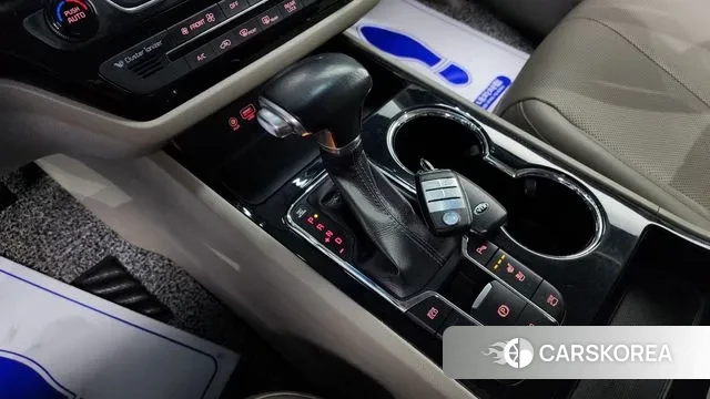 Kia The New Carnival id 3397040 из Кореи 19