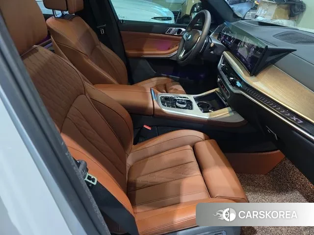 BMW X7 (G07) id 3619749 из Кореи 19