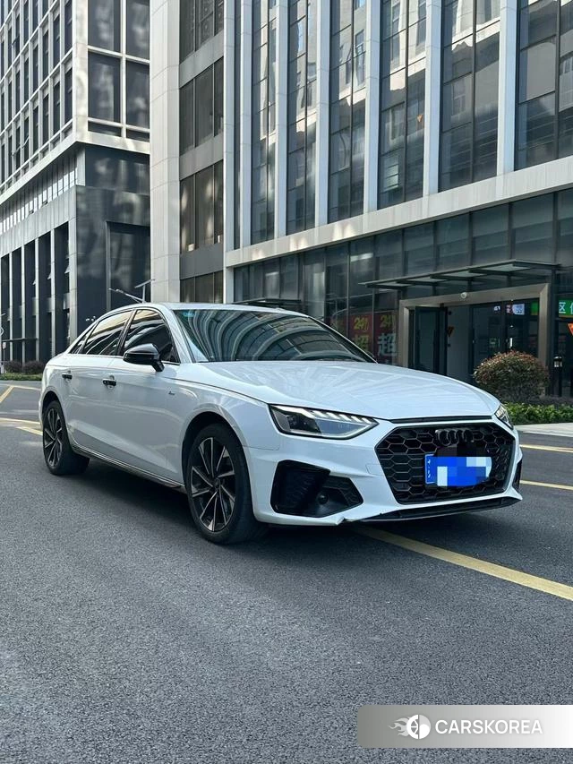 Audi A4L id 4265073 из Китая 9