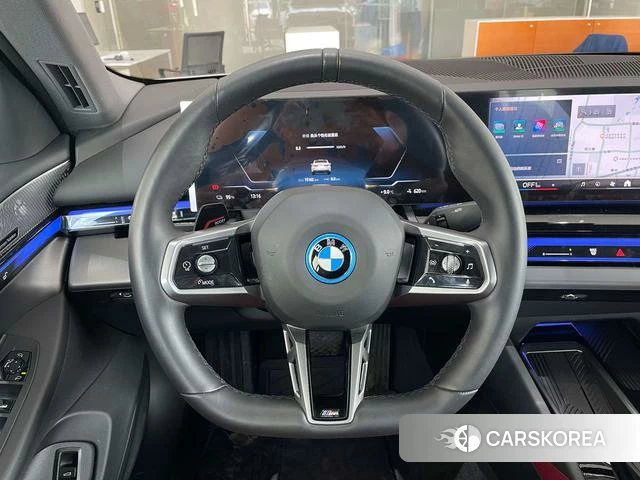 BMW i5 id 4209118 из Китая 14
