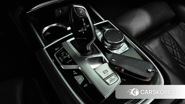 BMW 7 Series (G11) id 3942824 из Кореи 19