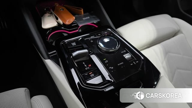 BMW 5 Series (G60) id 4229841 из Кореи 36