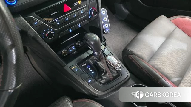 Hyundai Avante AD id 3886315 из Кореи 19