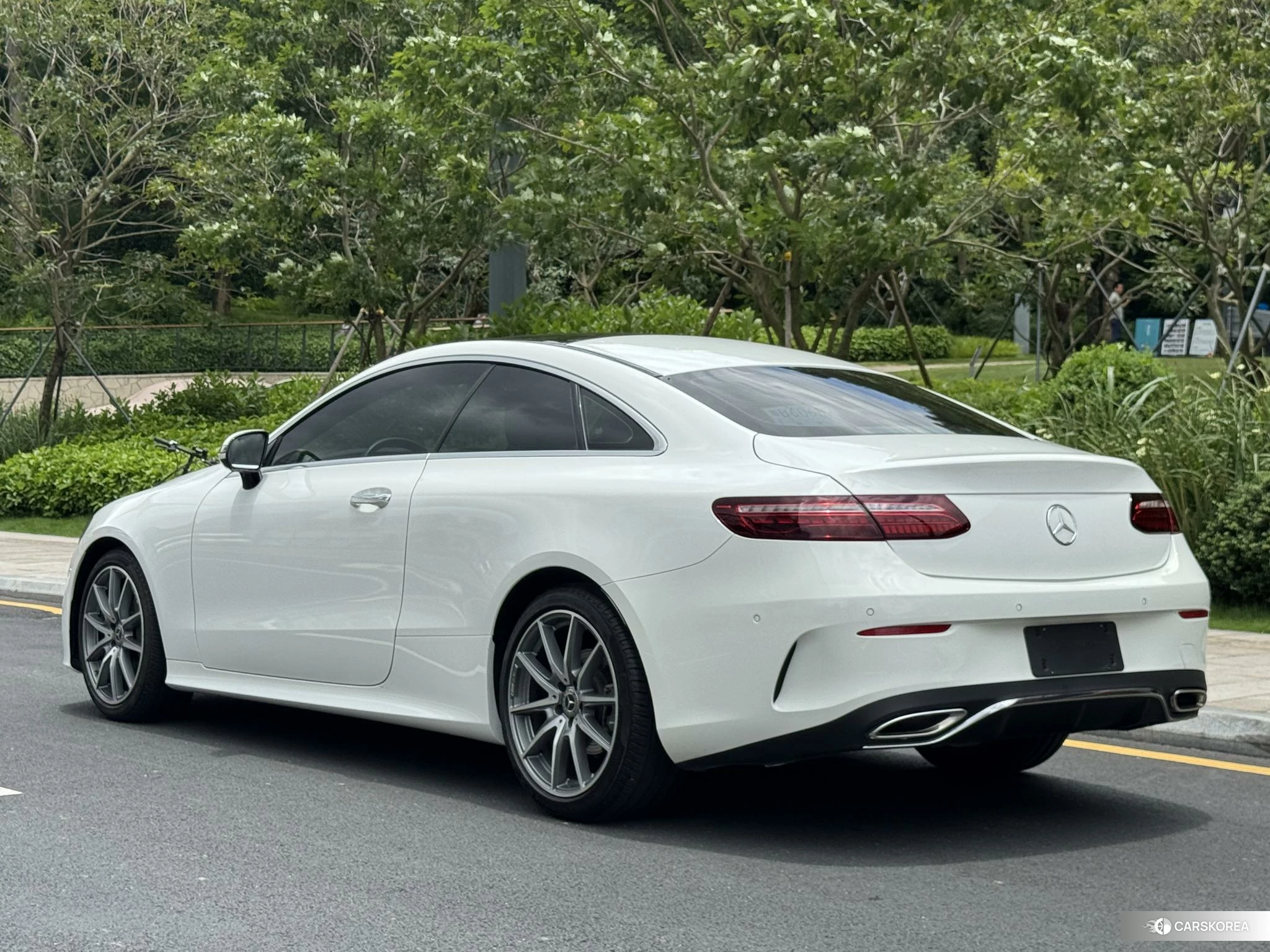 Mercedes-Benz E-class (imported) id 4454633 из Китая 16