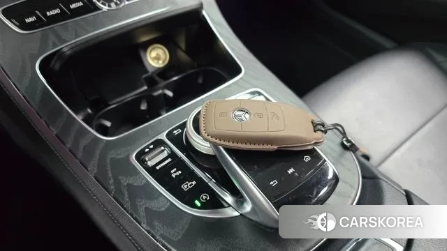 Mercedes-Benz E-Class W213 id 3210205 из Кореи 19