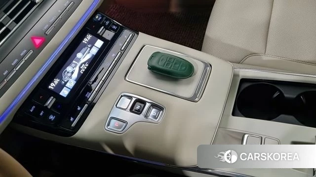 Hyundai The New Grandeur IG id 4361887 из Кореи 17