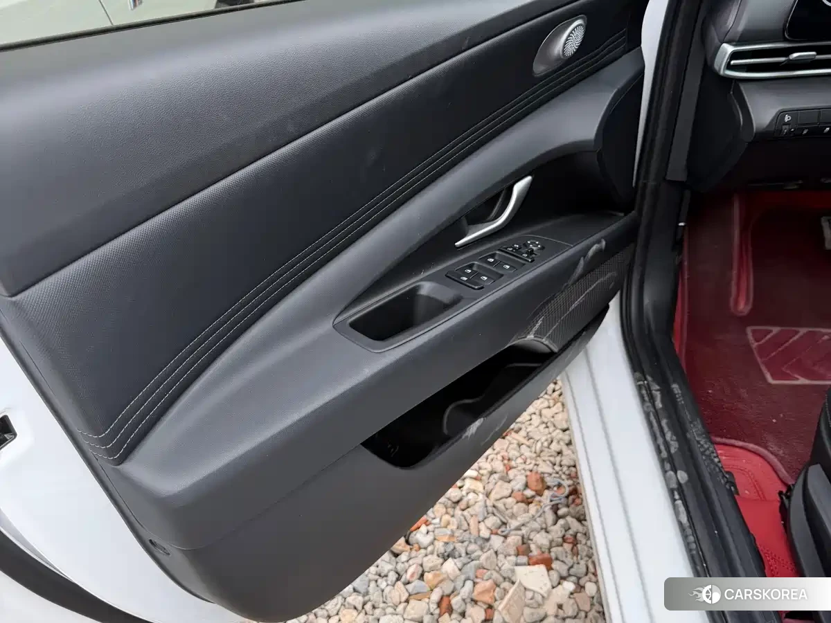 Hyundai Elantra id 4546519 из Китая 13