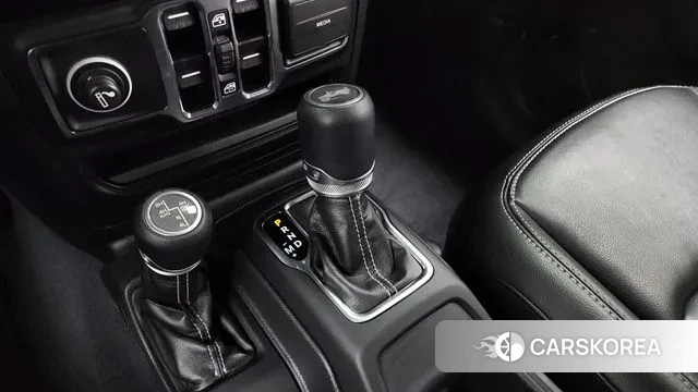 Jeep Wrangler (JL) id 3685532 из Кореи 19