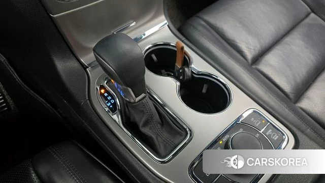 Jeep Grand Cherokee id 4203915 из Кореи 32