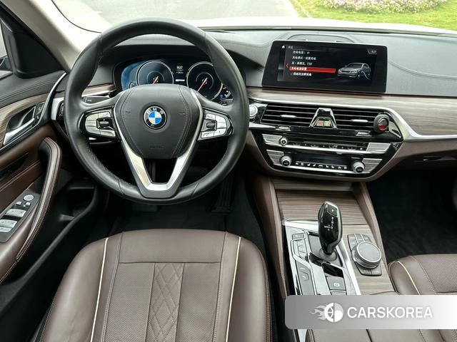 BMW 5 series PHEV id 4212933 из Китая 17