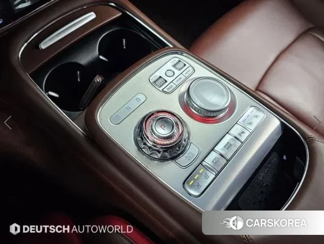 Genesis G90 (RS4) id 3477016 из Кореи 17