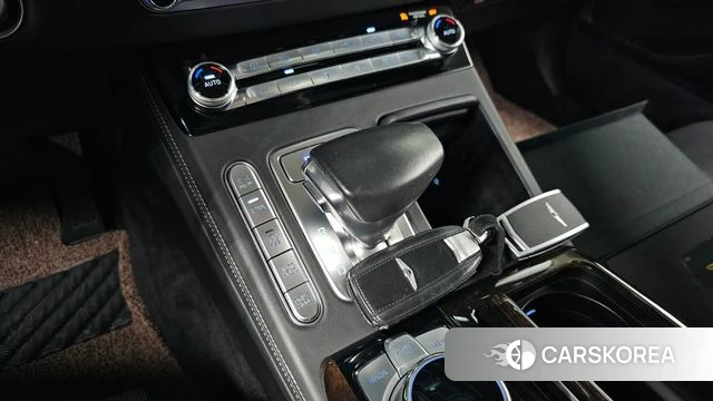 Genesis G90 id 4557656 из Кореи 33