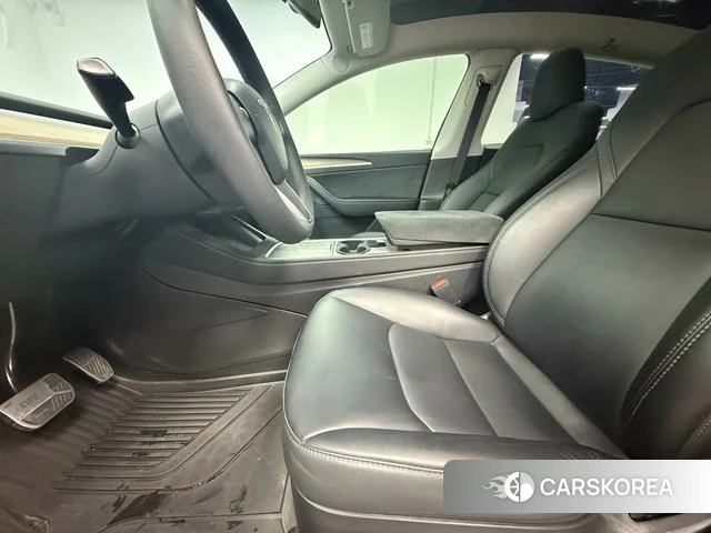 Tesla Model Y id 3945032 из Китая 9