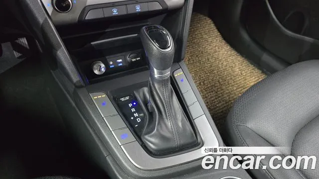 Hyundai Avante AD id 2504390 из Кореи 19