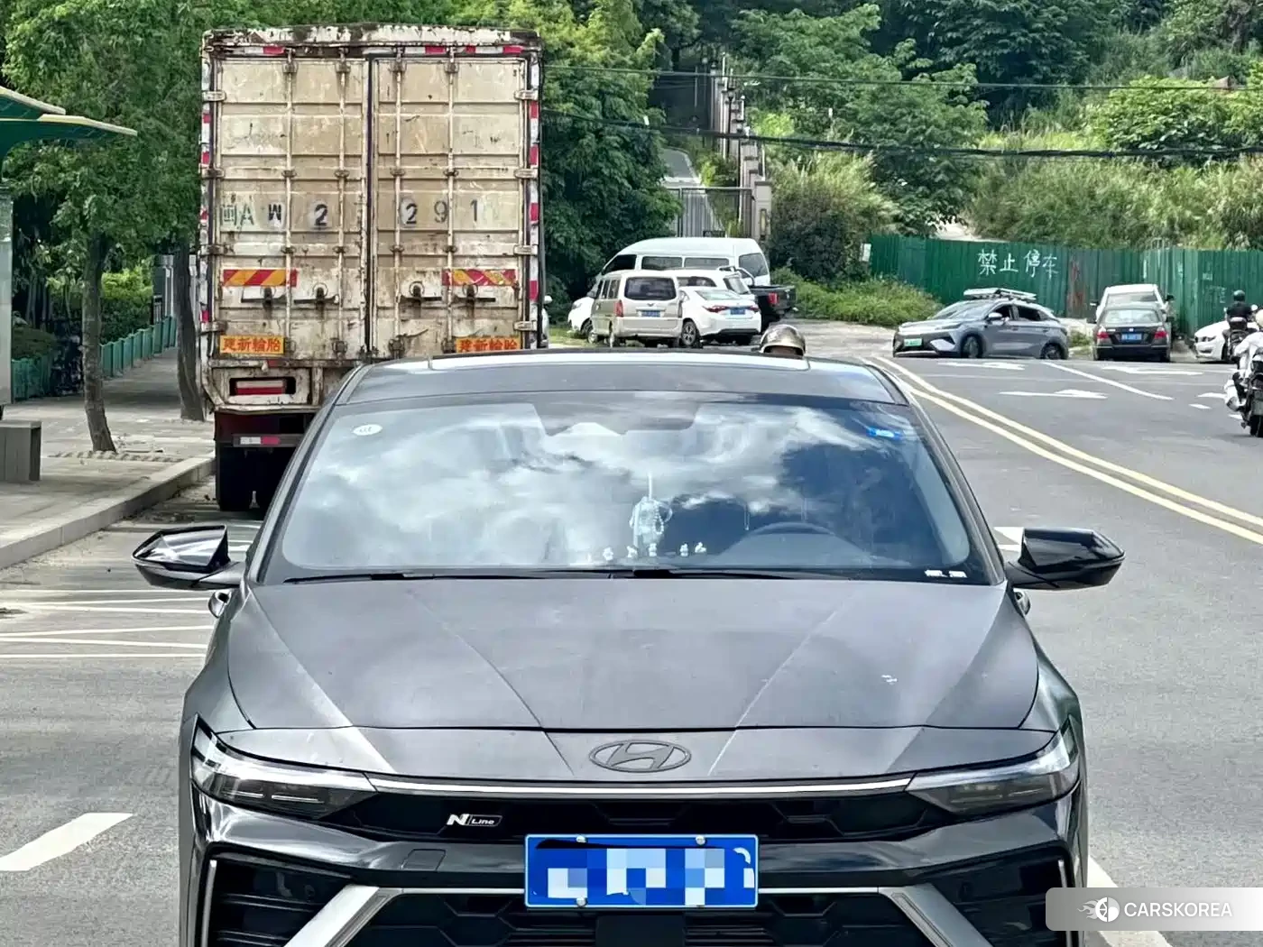 Hyundai Elantra id 4570319 из Китая 9