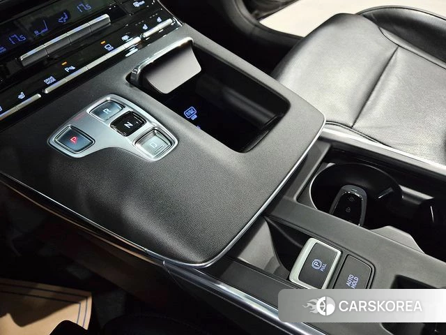 Hyundai The New Grandeur IG id 3897722 из Кореи 19