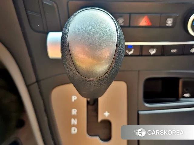 Hyundai The New Grand Starex id 2322275 из Кореи 15