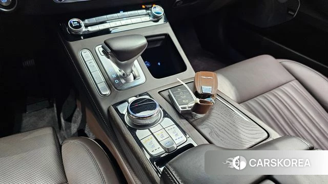 Genesis G90 id 4310800 из Кореи 36
