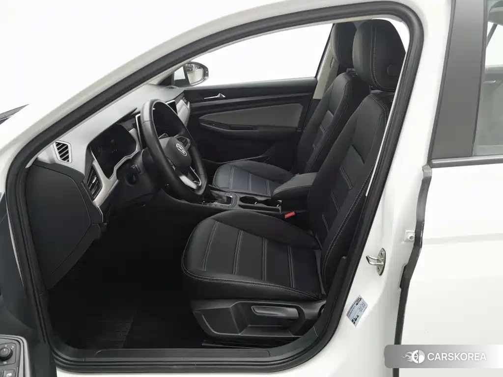 Volkswagen Bora id 4570552 из Китая 23