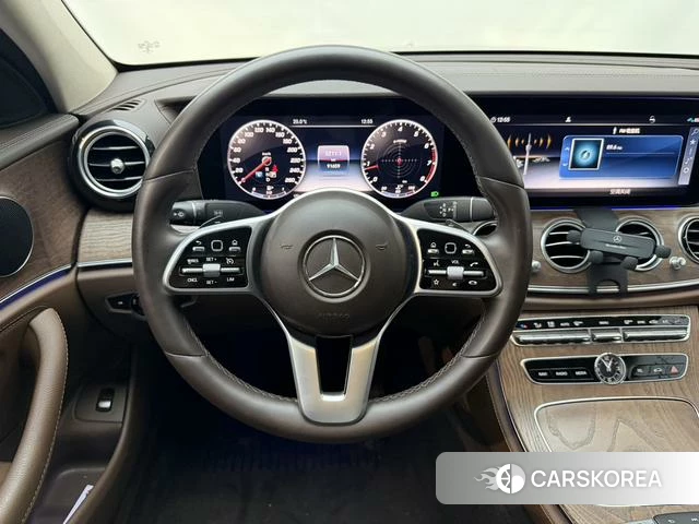 Mercedes-Benz E-class id 4210349 из Китая 14