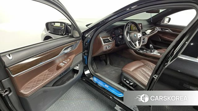 BMW 7 Series (G11) id 4397217 из Кореи 36
