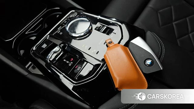 BMW 5 Series (G60) id 3831397 из Кореи 19